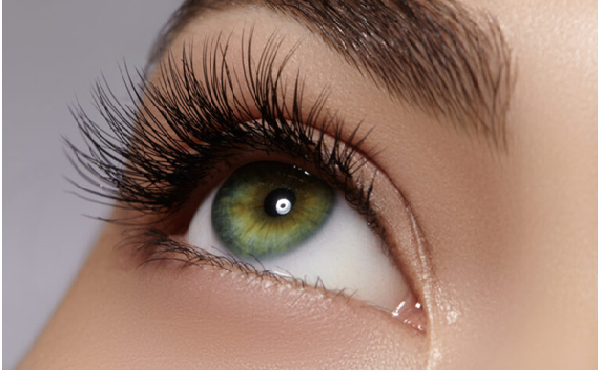 customized volume lashes Vegas